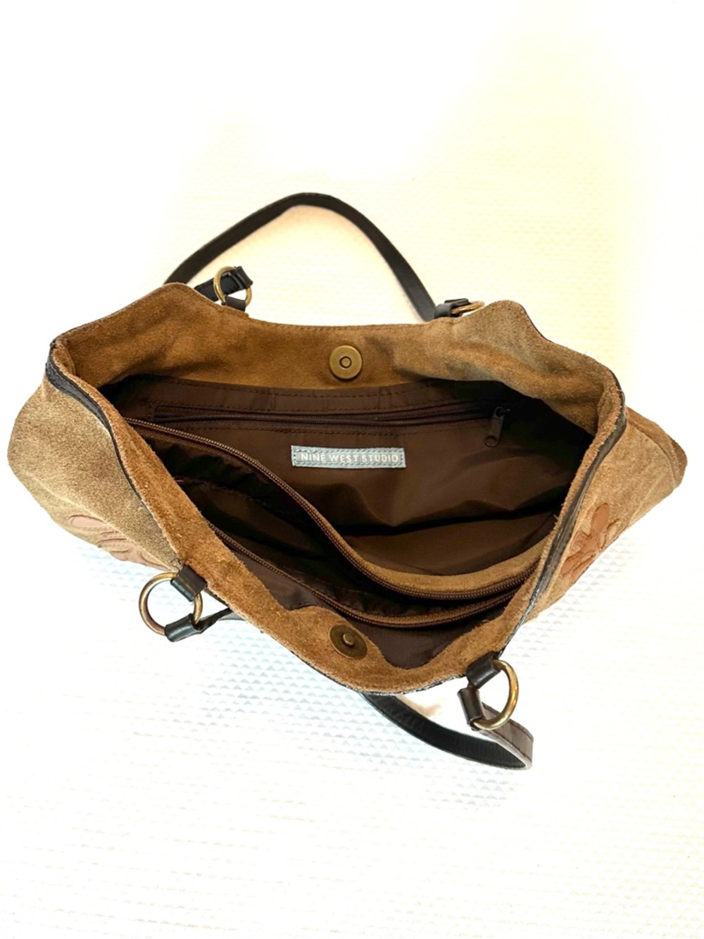 Vintage Y2K Boho Brown Suede Shoulder Bag Leather Flower accents Art to Wear Med - Picture 7 of 12